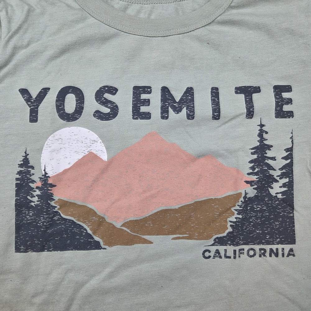 Yosemite Graphic Tee Womens M California Mountain Nature Sage Green